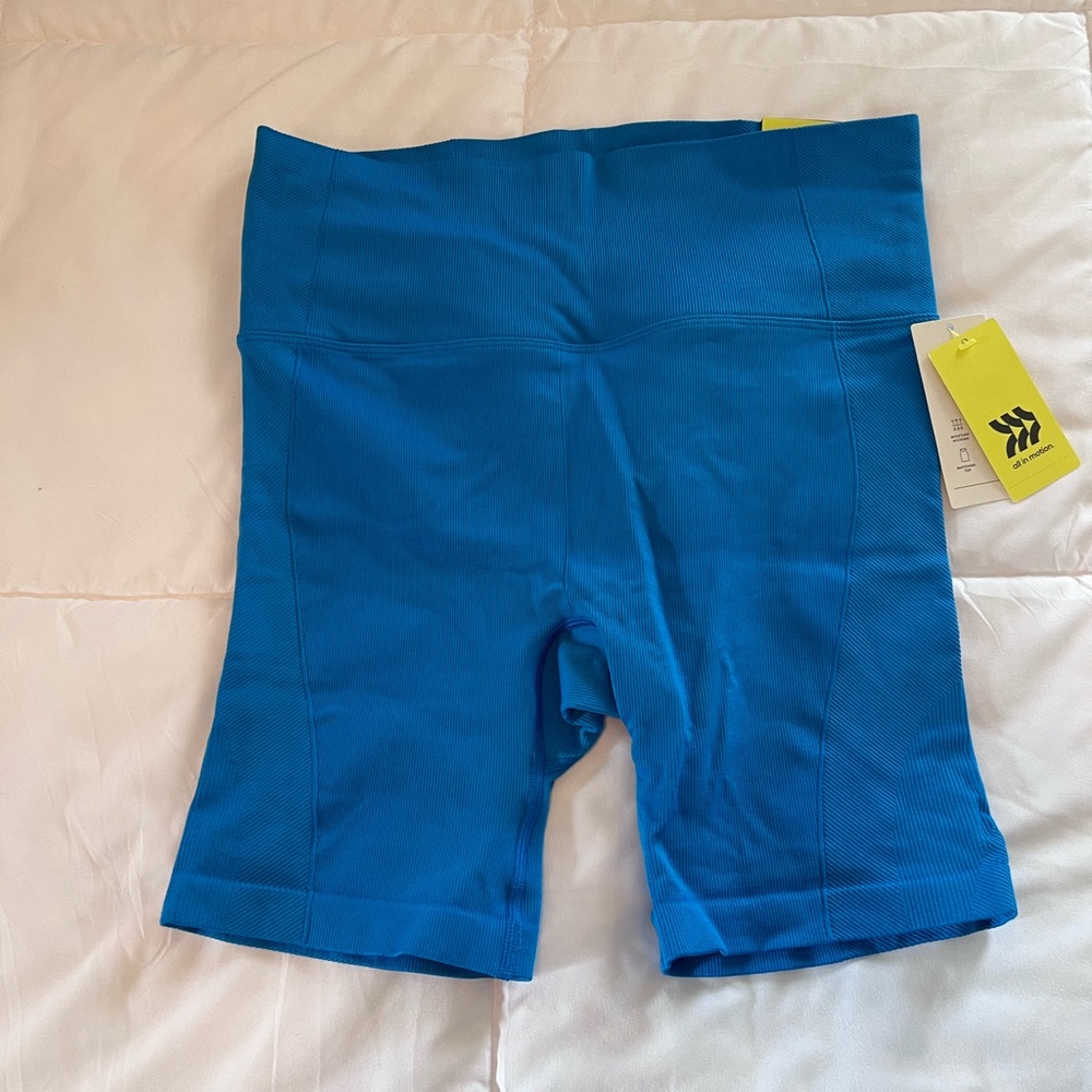 2 Pairs - All In Motion High-Rise 6 in Bike Shorts - Picture 2 of 6